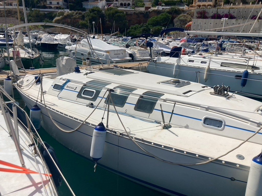 He decidido que voy a vender mi barco y he puesto un anuncio